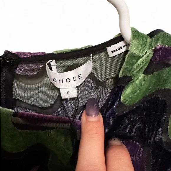 RHODE Winona Tiered Maxi dress in Purple and Green Velvet Waves - 6 Dresses RHODE Winona Tiered Maxi dress in Purple and Green Velvet Waves - 6 Dresses